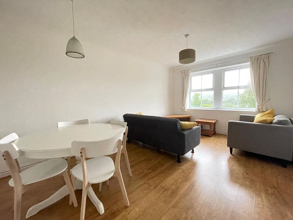 Property photo 1 of 12 Picture No. 13