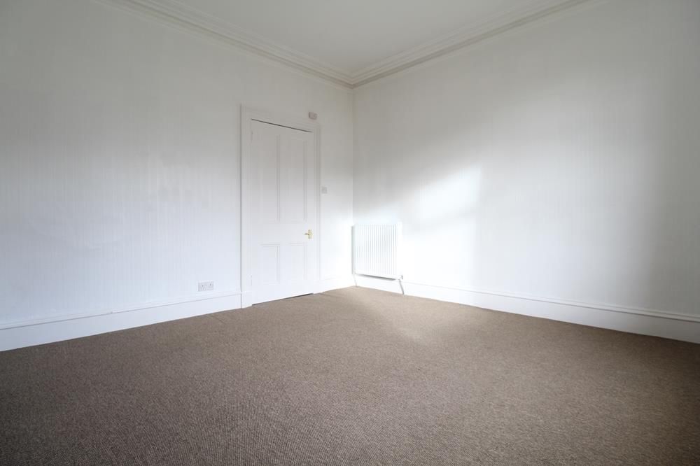 Property photo 3 of 7 Bedroom