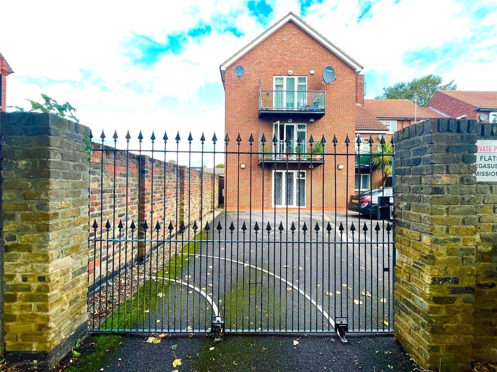Property photo 1 of 14 Picture No. 01