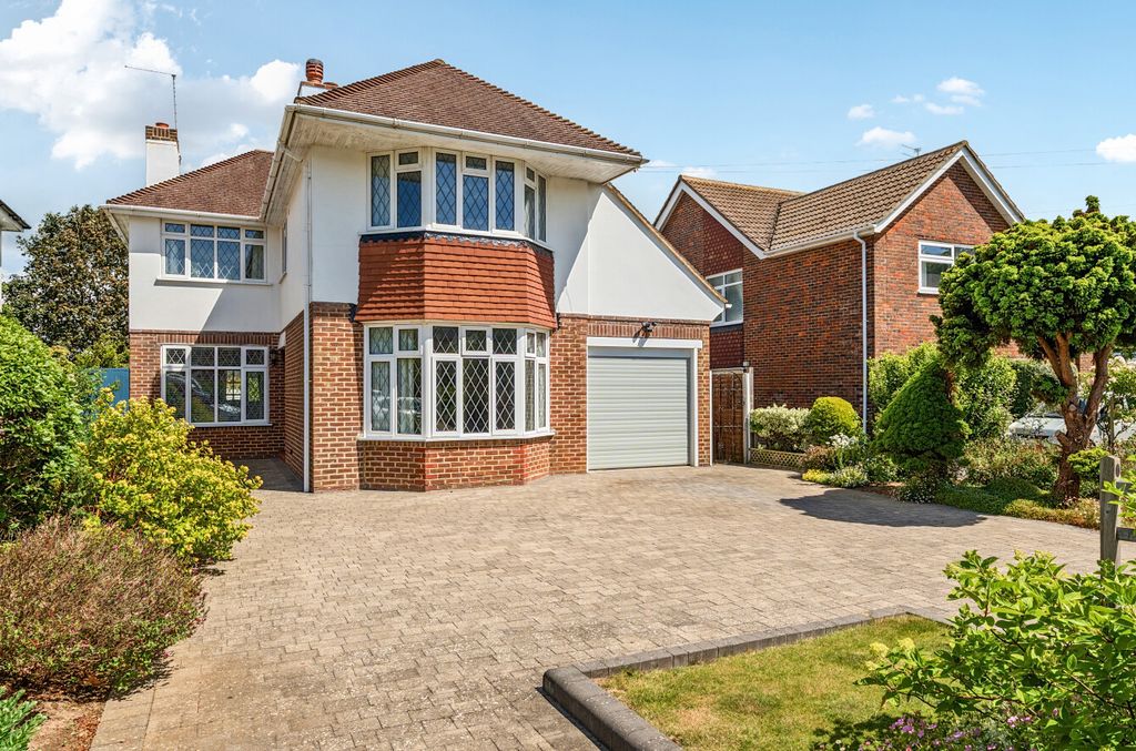 Property photo 1 of 17 1471612-9-6A27Ef4...