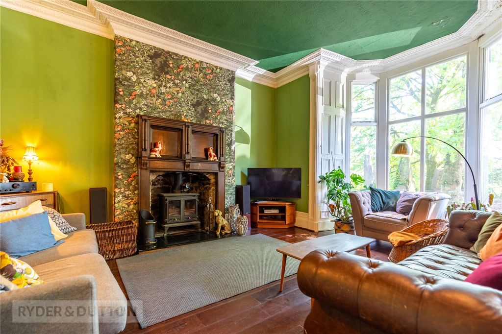 Property photo 2 of 50 Picture No. 18