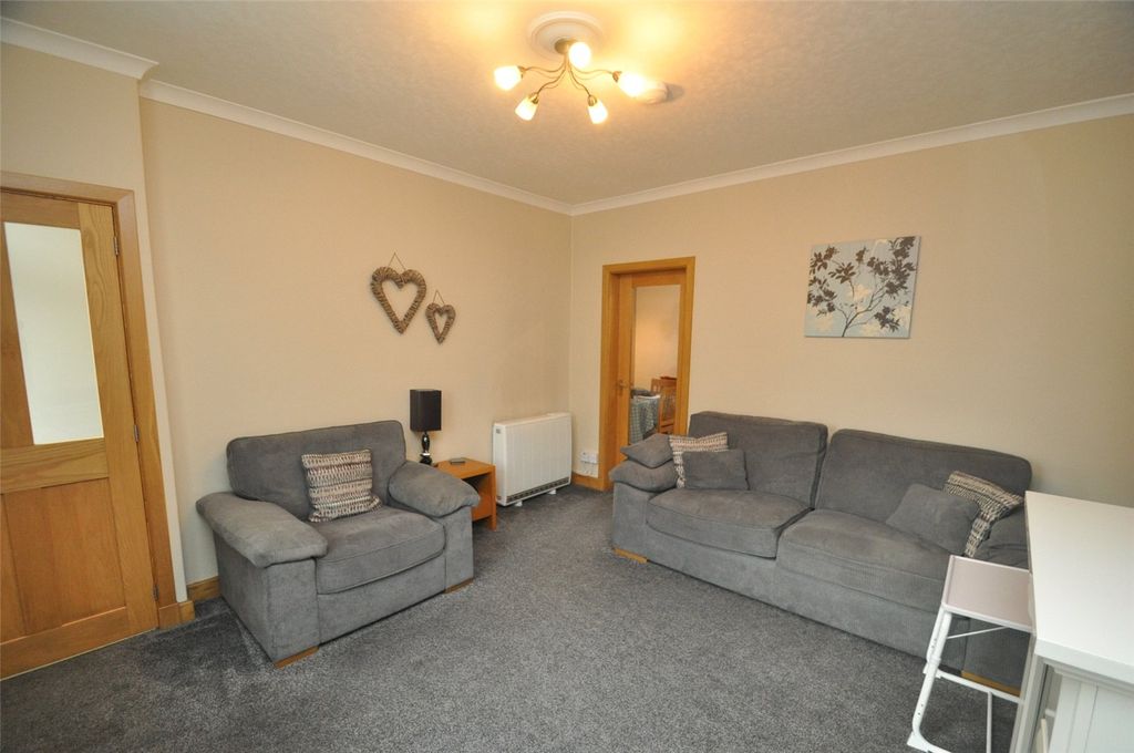 Property photo 3 of 15 Living Room