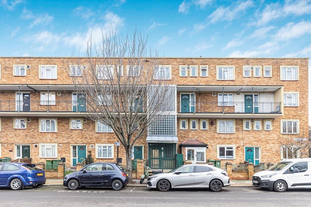 Property photo 1 of 7