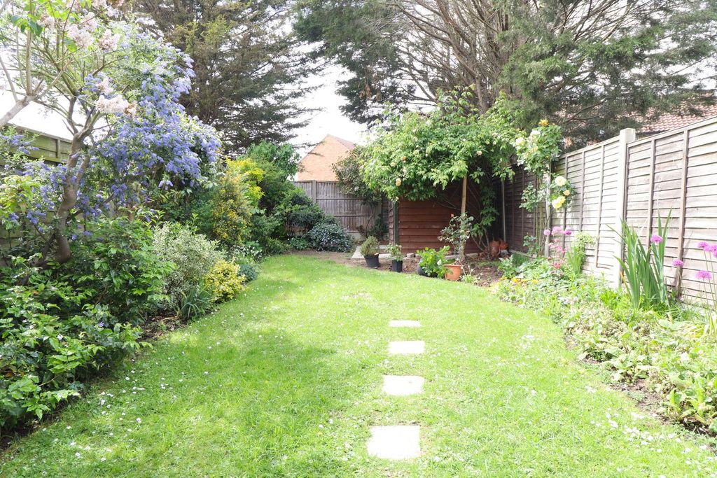 Property photo 3 of 19