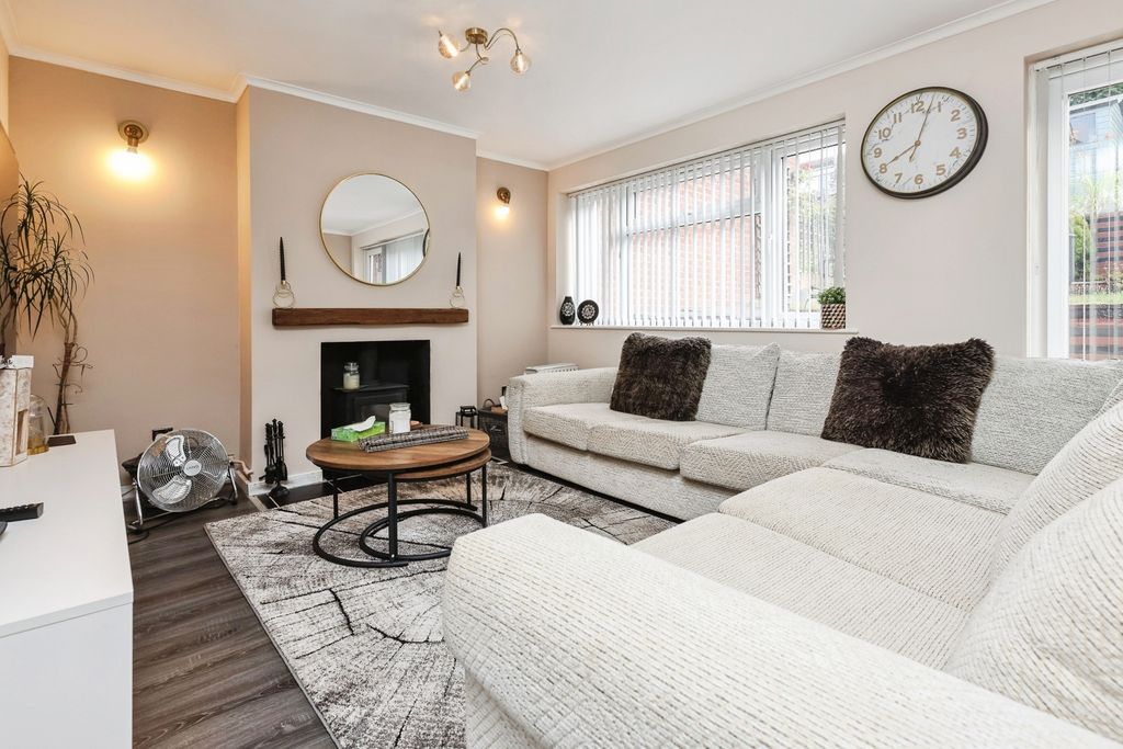 Property photo 2 of 17 Pbox-Img.Jpg