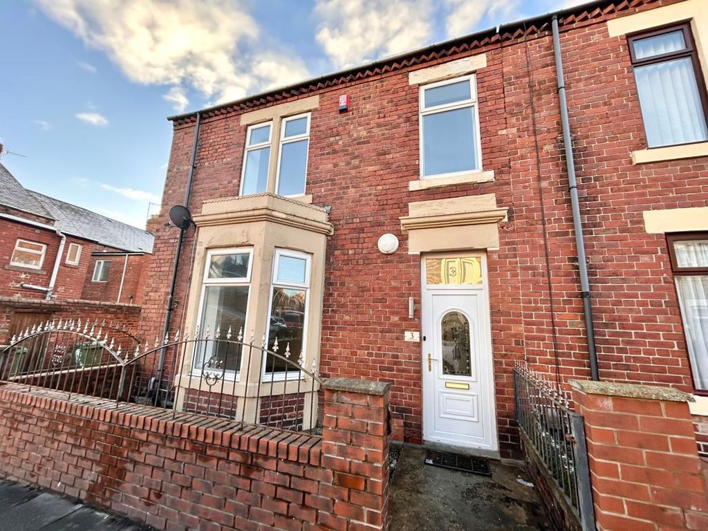 Property photo 1 of 27