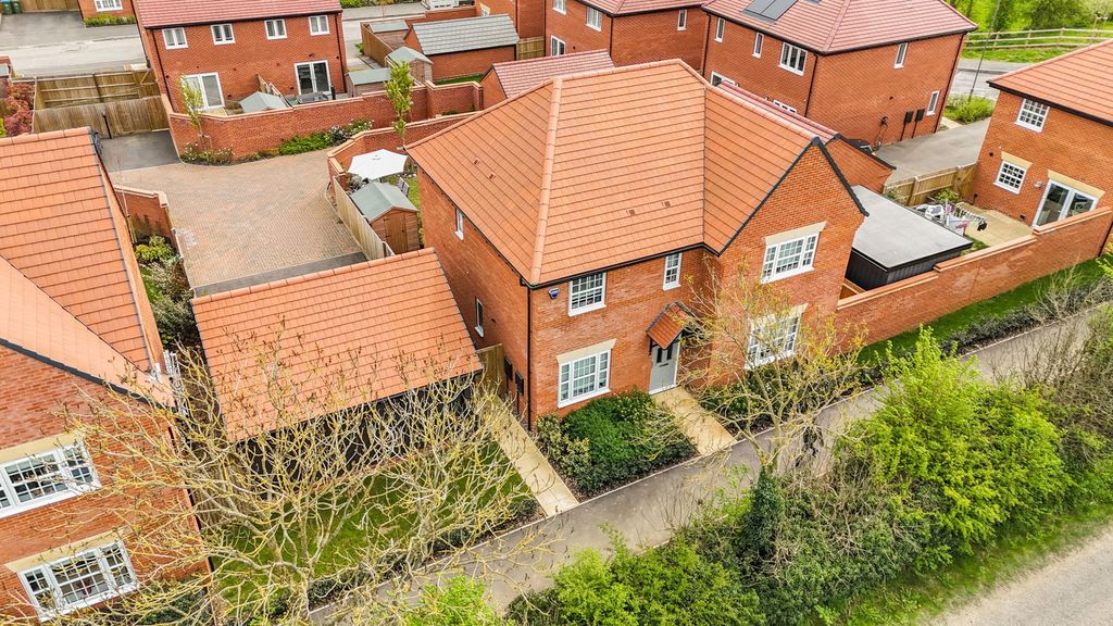 Property photo 3 of 29