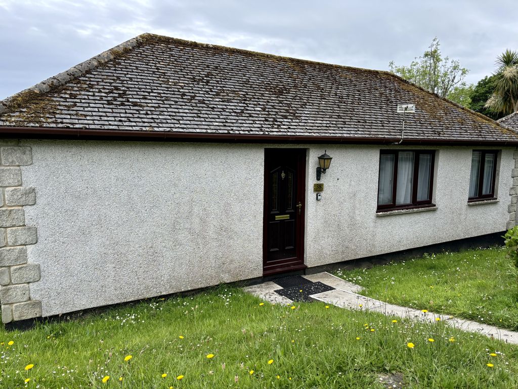 Property photo 1 of 12 2 Bedroom Holiday Bungalow For Sale