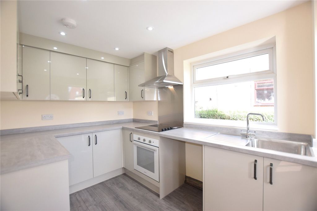 Property photo 3 of 14 Picture No. 08