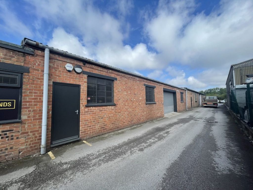 Property photo 2 of 3
