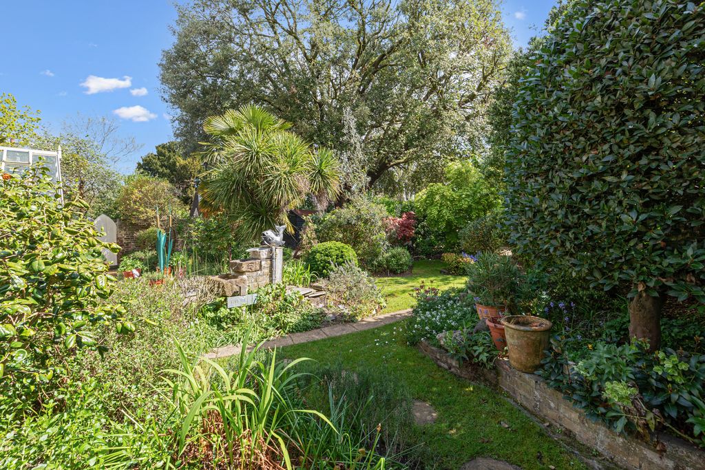 Additional image 19 of 5 bed detached house for saleHigh Street, Hampton TW12