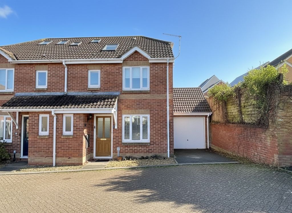 Property photo 1 of 18 Photo 1