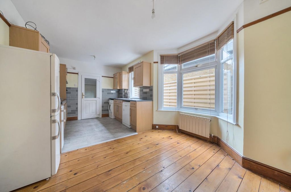 Property photo 2 of 12 1375735-6-6908c67926E84.Jpg