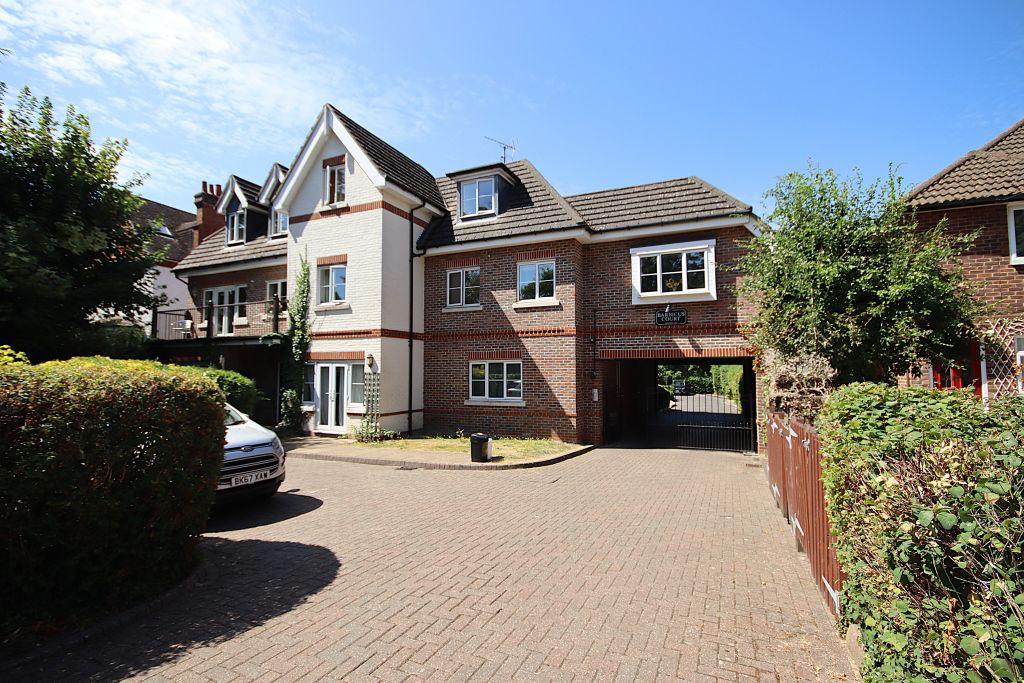 Property photo 1 of 11