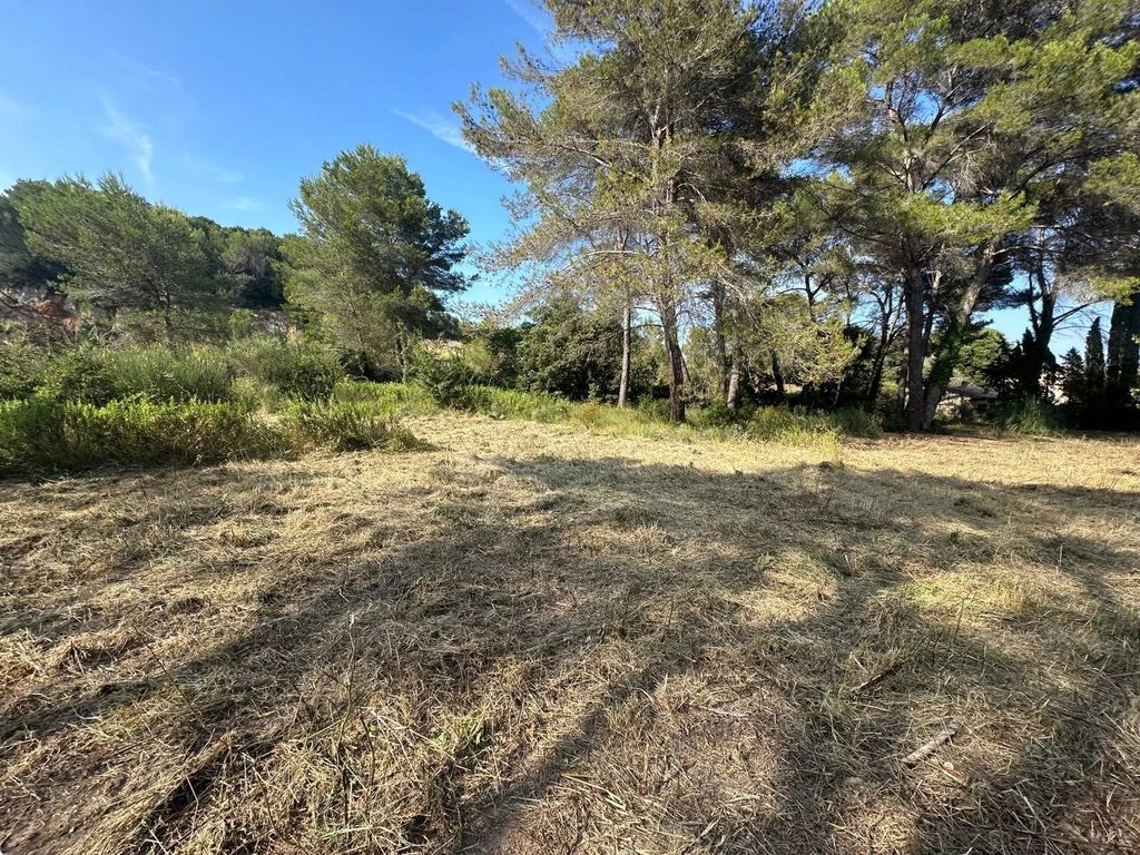 Property photo 1 of 5