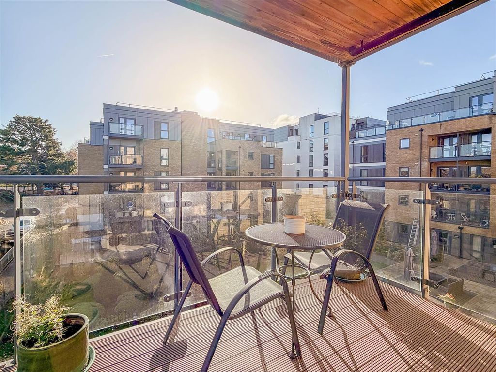 Additional image 18 of 2 bed flat for saleEdward House, Pegs Lane, Hertford SG13