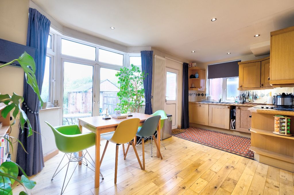 Property photo 3 of 23 Kitchen Dining Room