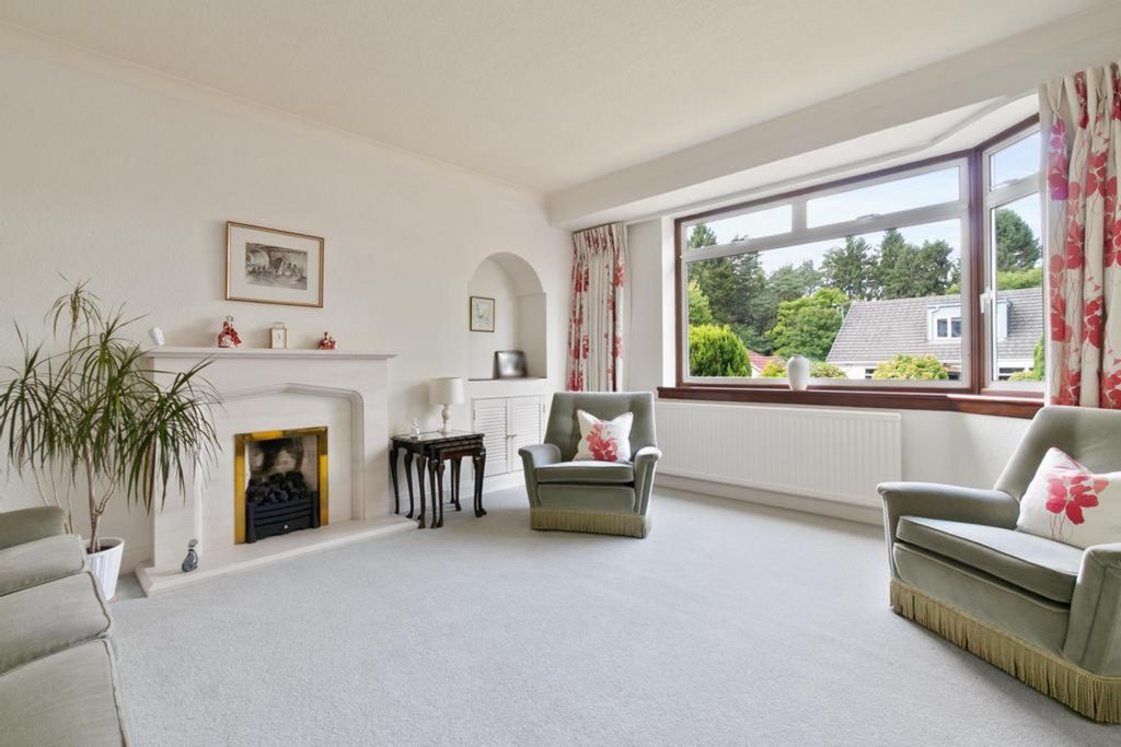 Property photo 2 of 32