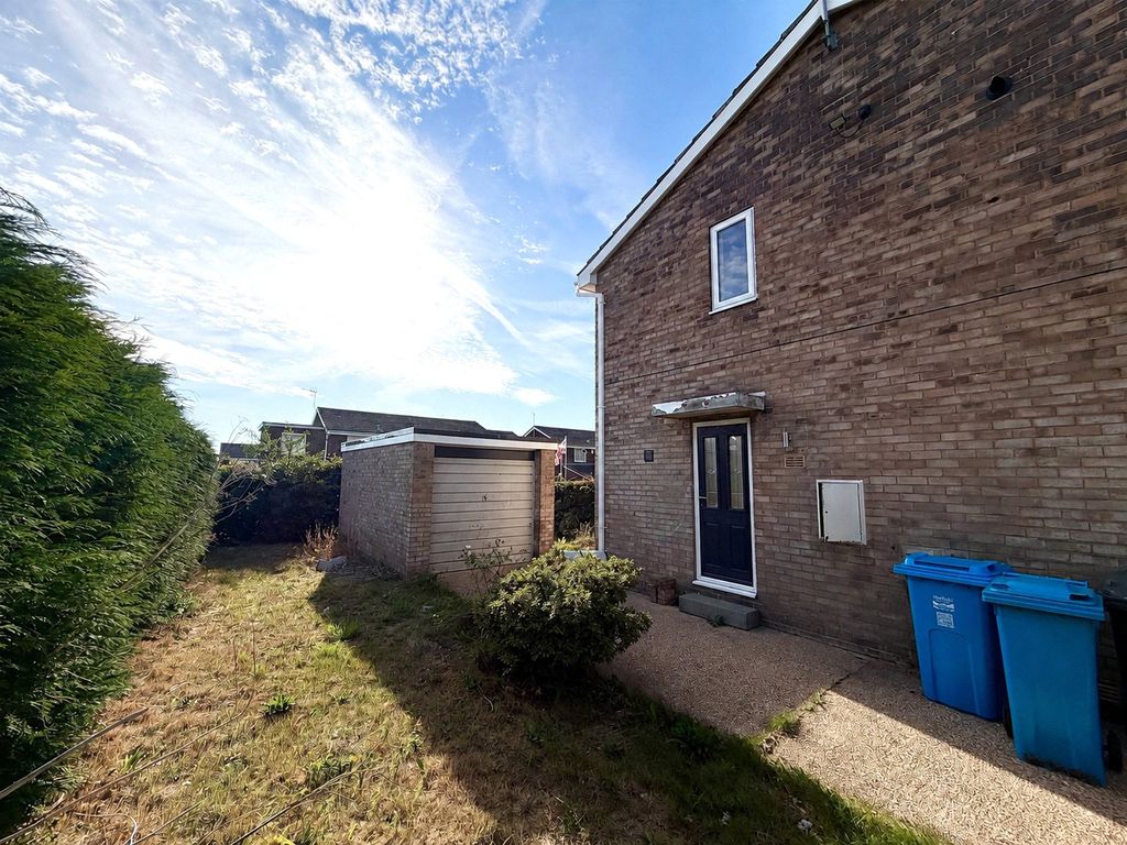 Property photo 2 of 15 Picture No. 23