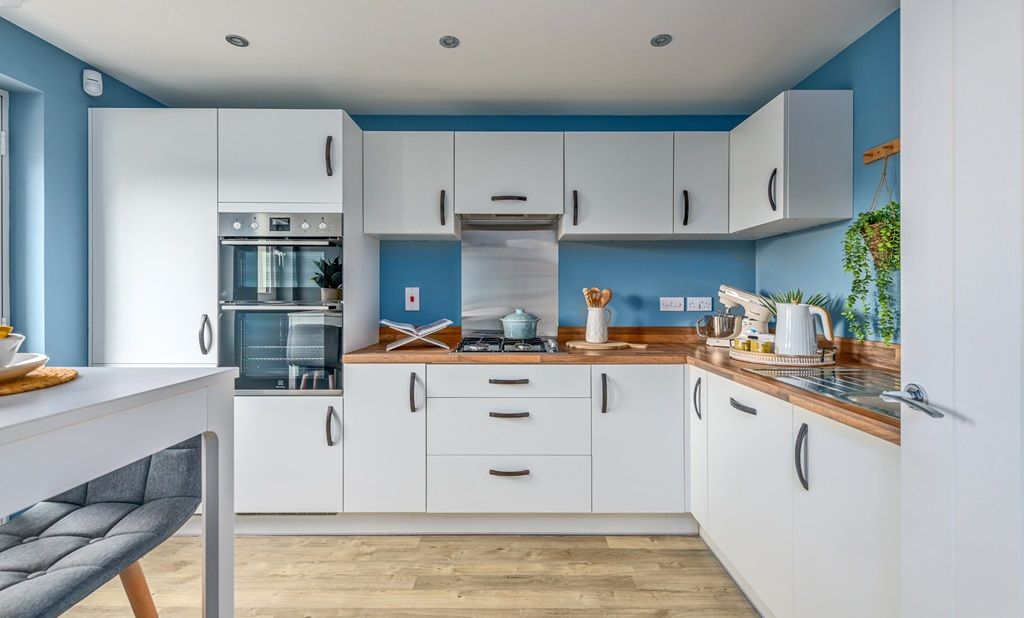 Property photo 1 of 12 Family Friendly Kitchen With Plenty Of Storage