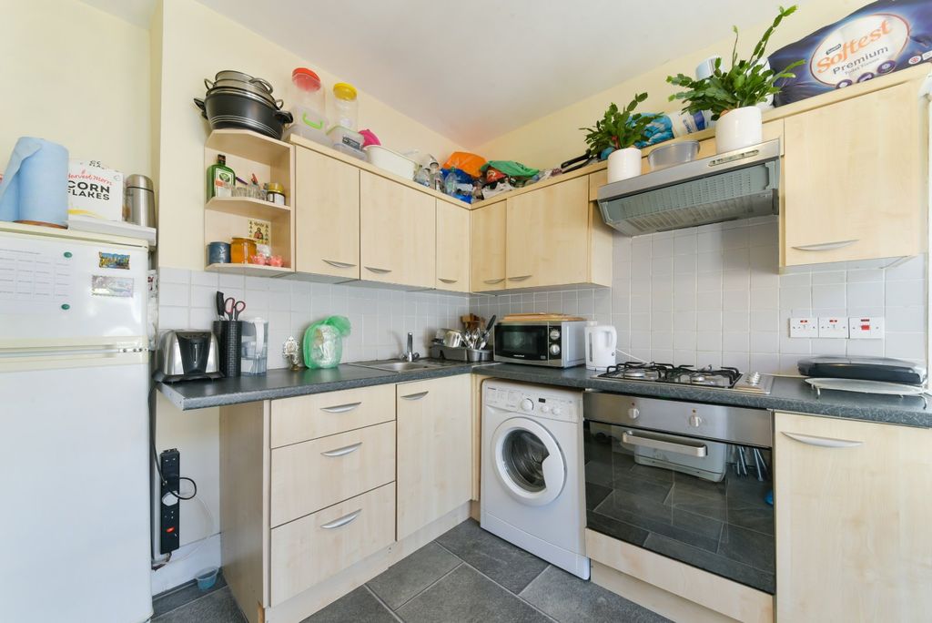 Property photo 2 of 11 Picture No. 13