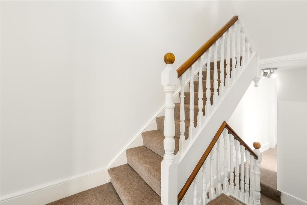 Additional image 10 of 3 bed flat for saleOakthorpe Road, Summertown, Oxford OX2