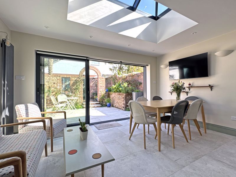 Property photo 2 of 28 Photo 2