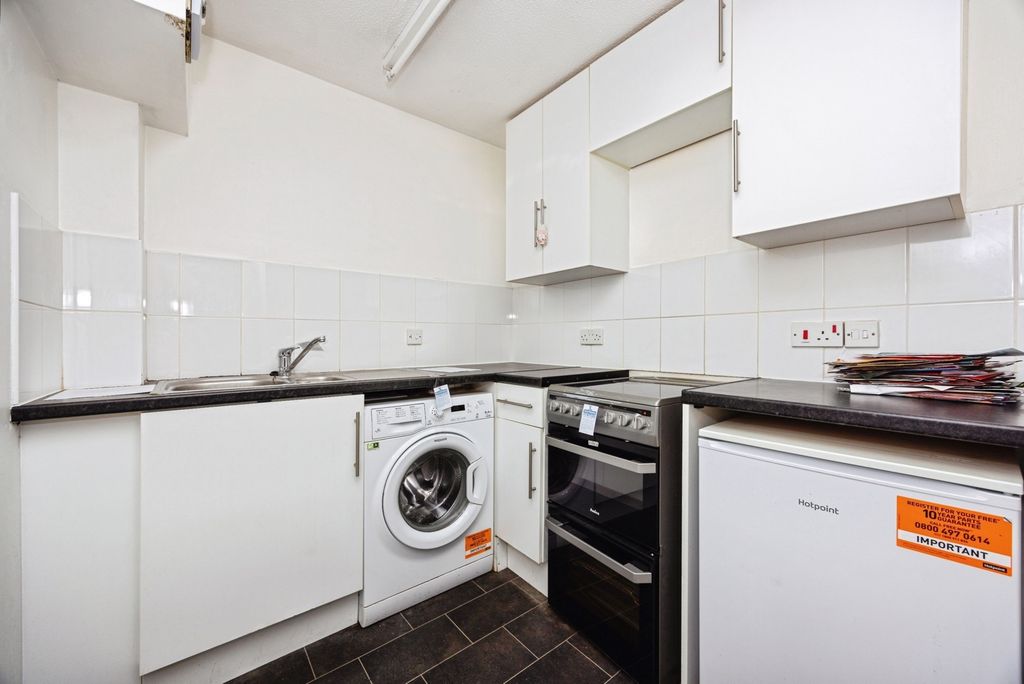 Property photo 2 of 20 Pbox-Img.Jpg