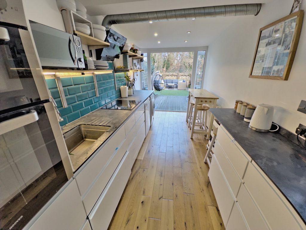 Property photo 3 of 22 Picture No. 29