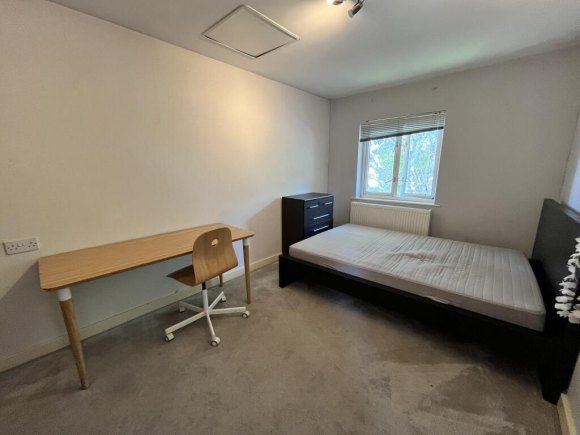 Property photo 2 of 9 732Df23688ce3569Efda1875ee11802A.Jpeg