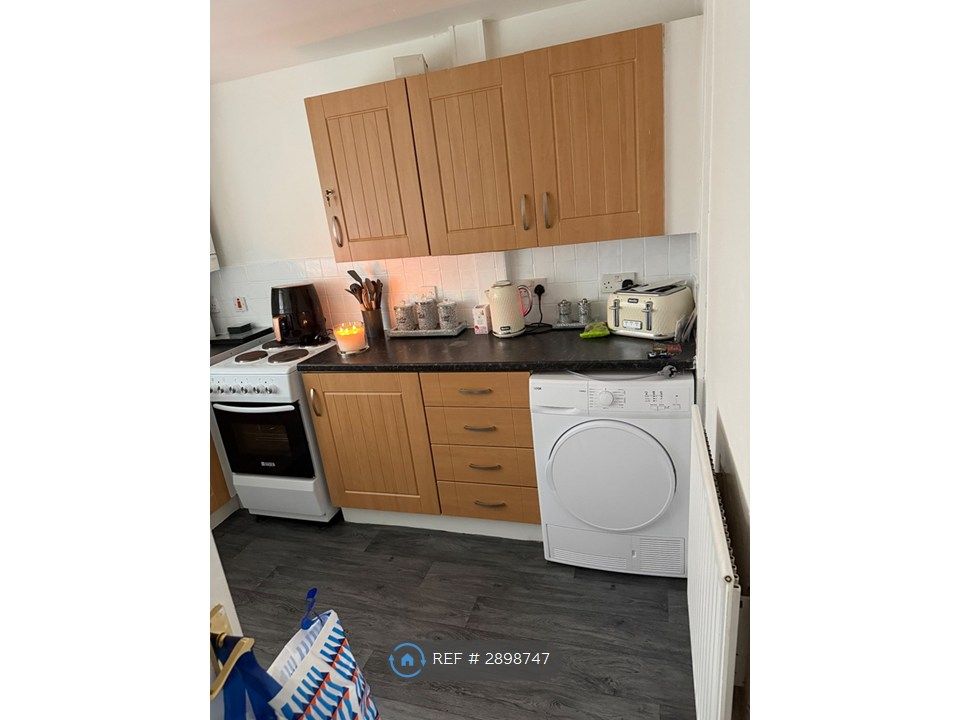 Property photo 2 of 3