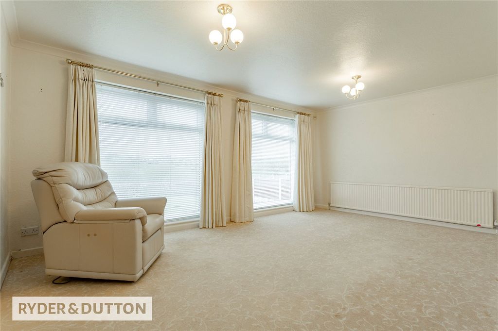 Property photo 3 of 17 Picture 3