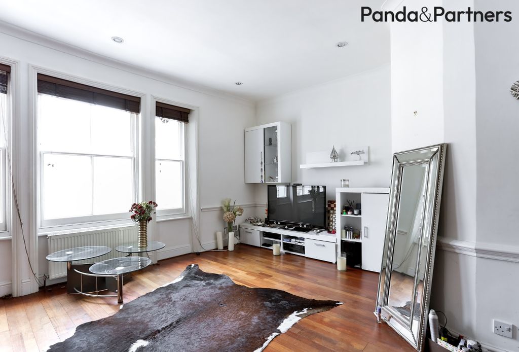 Property photo 1 of 10 Photo
