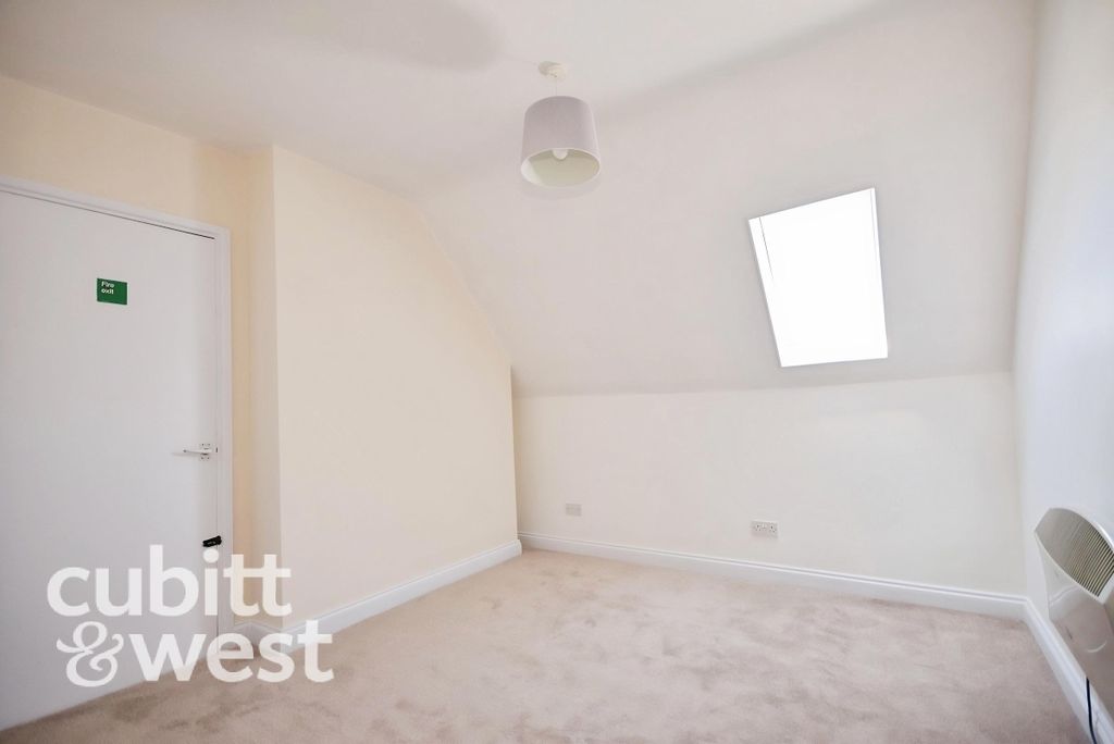 Property photo 3 of 4