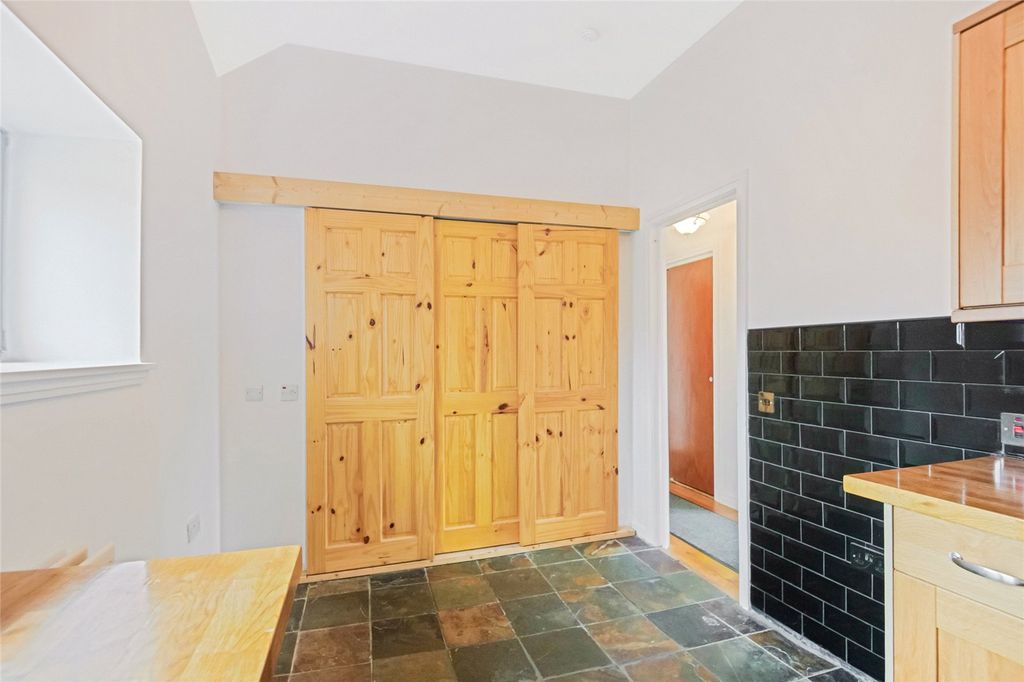 Property photo 3 of 26 Picture No. 08