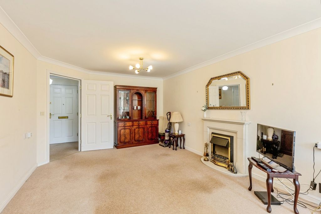 Property photo 3 of 10 Pbox-Img.Jpg
