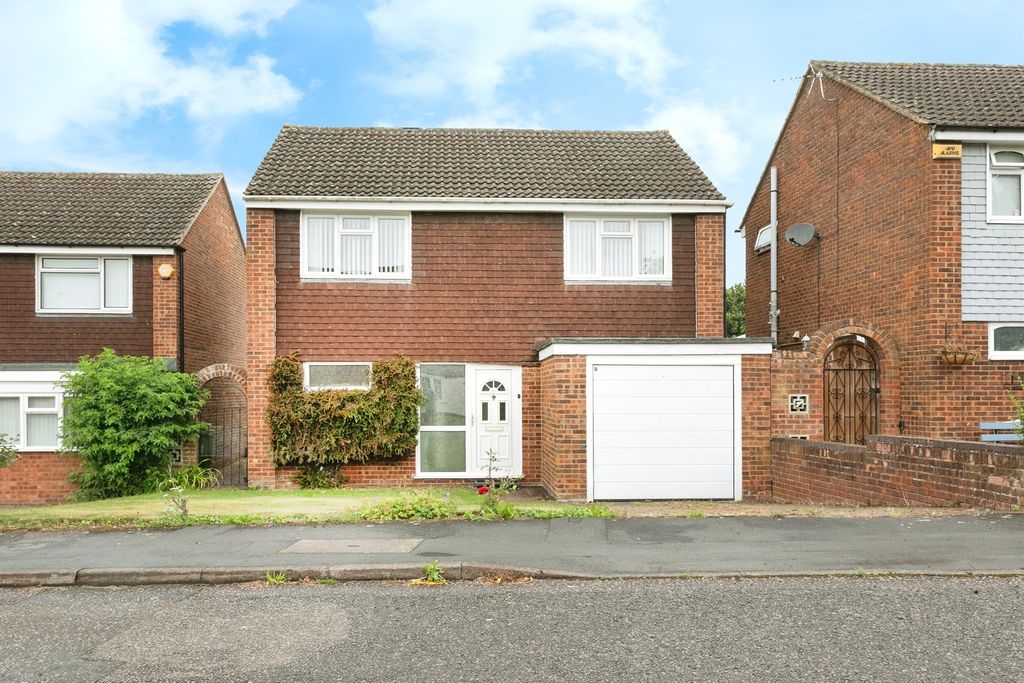 Property photo 1 of 17