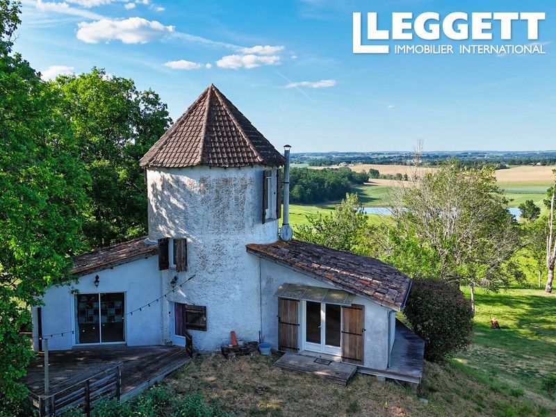 Property photo 1 of 10