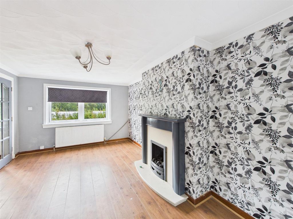 Property photo 2 of 8 Cam01258G0-Pr0108-Still003.Jpg