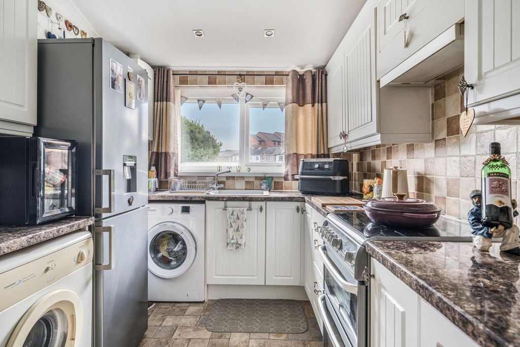 Property photo 3 of 18 1355635-5-68Dcf57B6d834