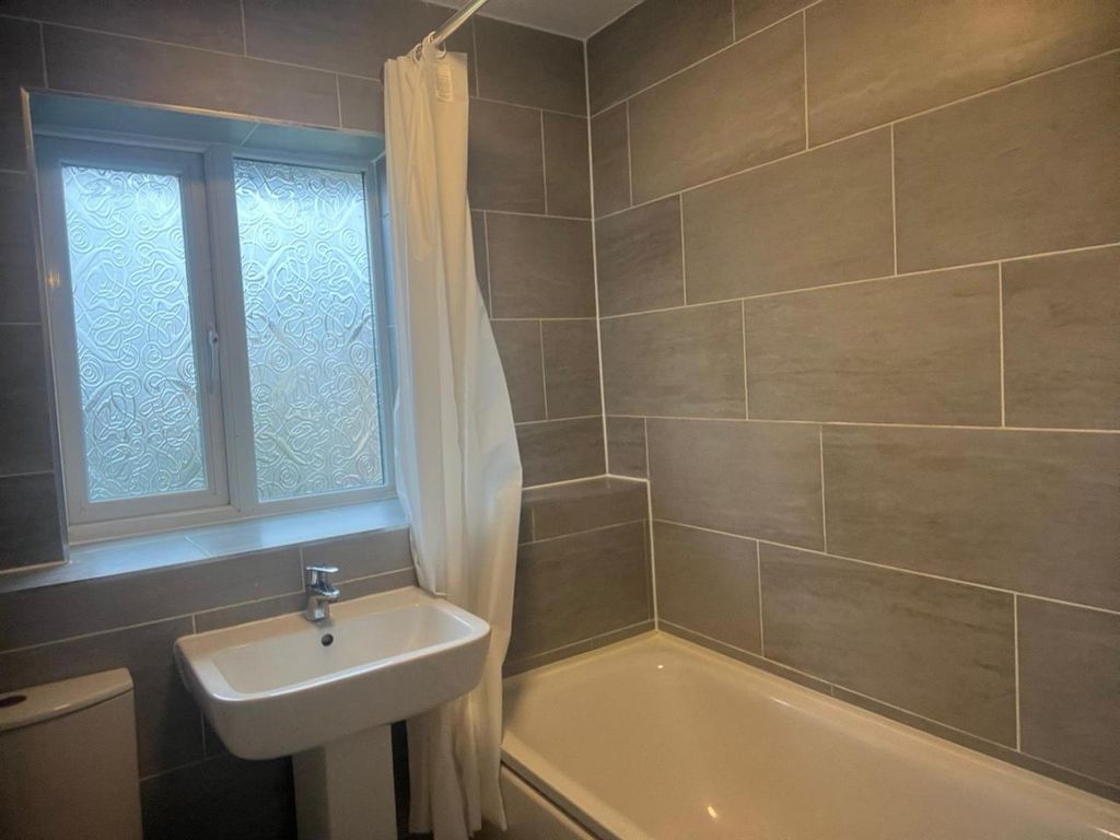 Property photo 3 of 13 Photo 21-01-2026, 20 23 34 (2).Jpg