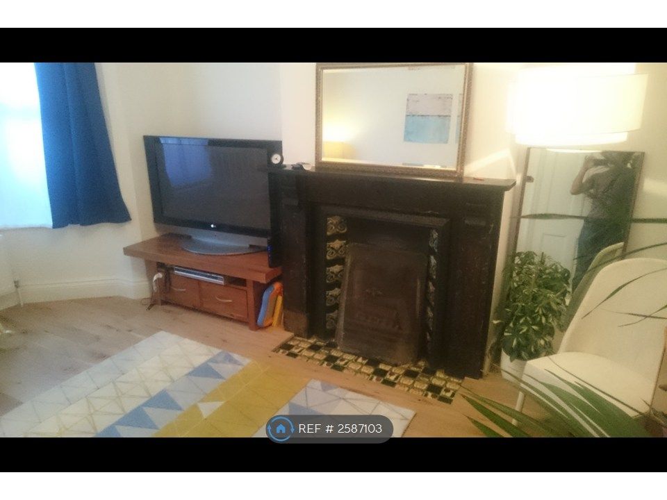 Property photo 2 of 26
