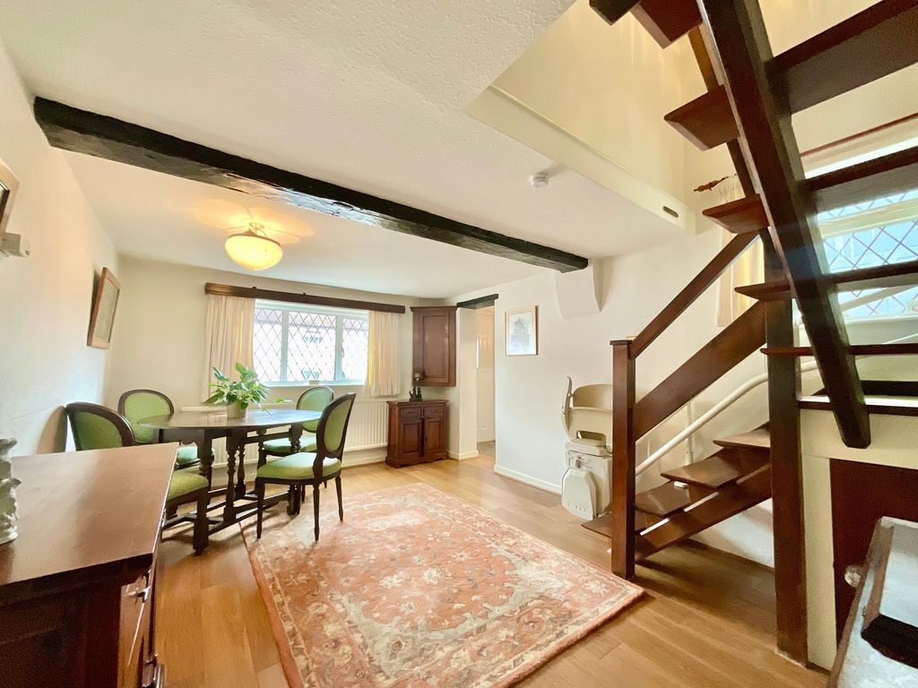Property photo 3 of 25