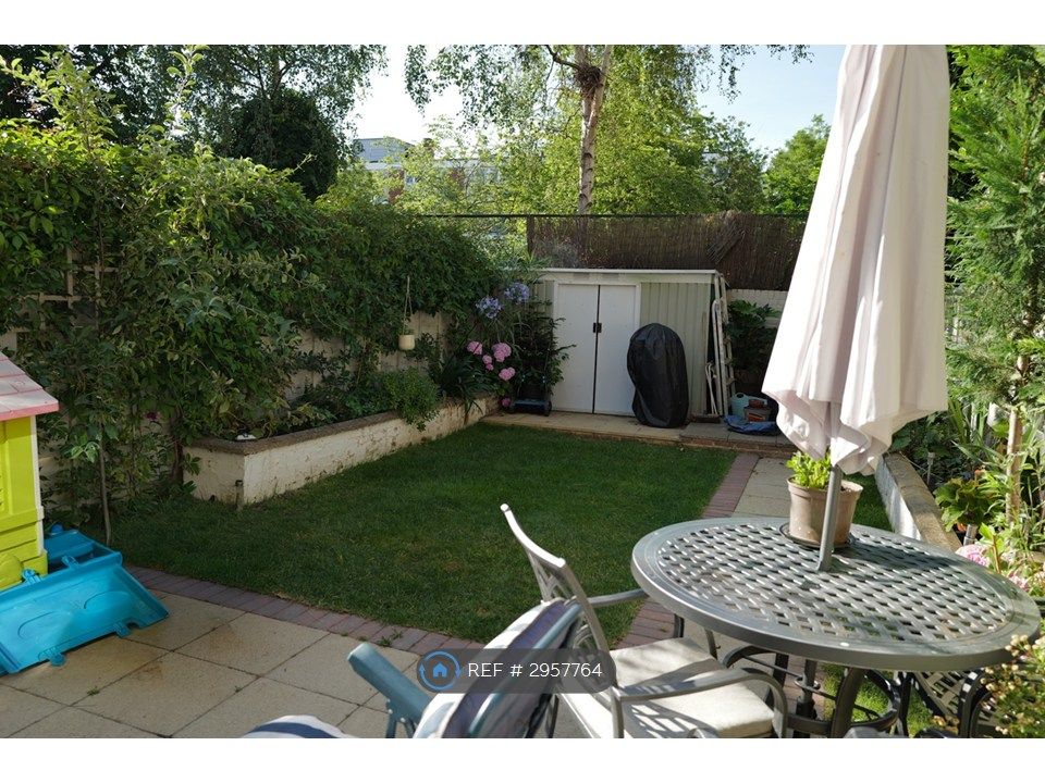 Property photo 3 of 12