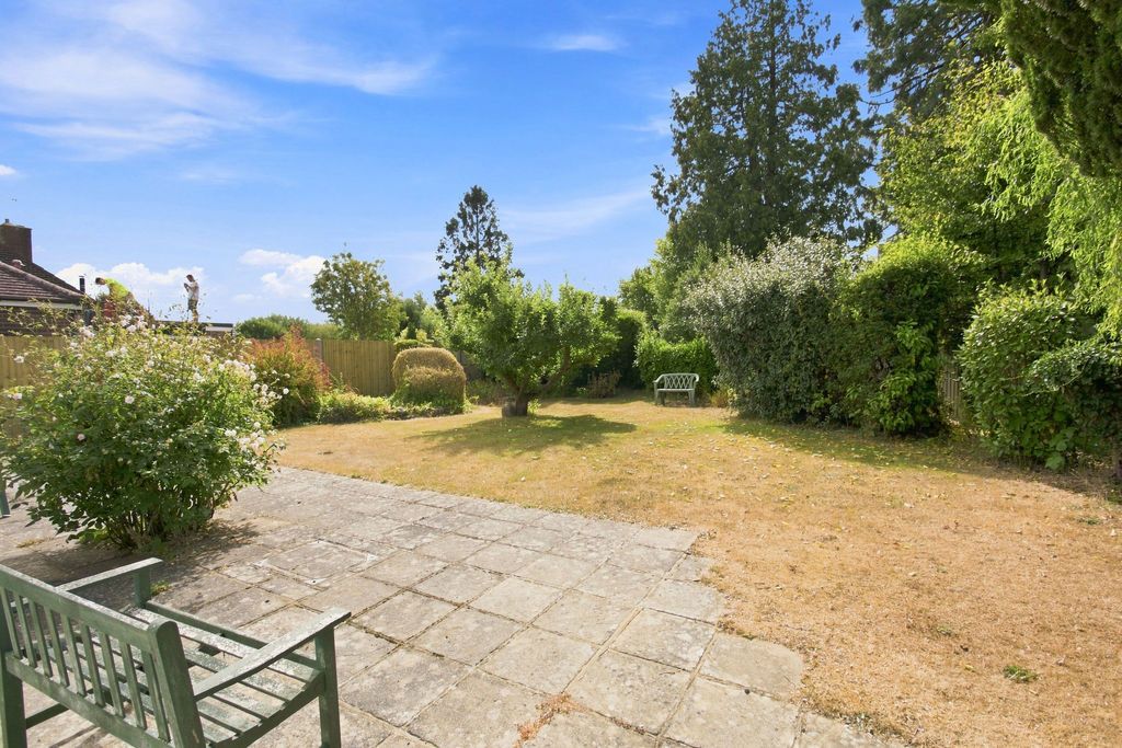 Property photo 2 of 18 Photo 16