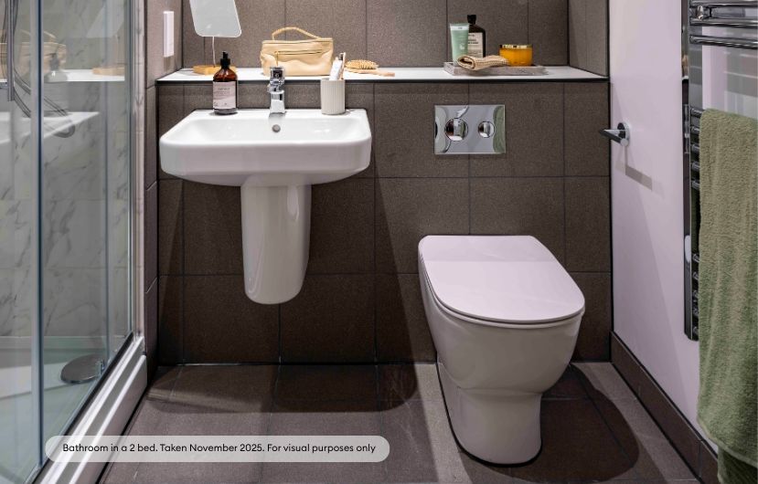 Property photo 1 of 15 2 Bed Bathroom cl...