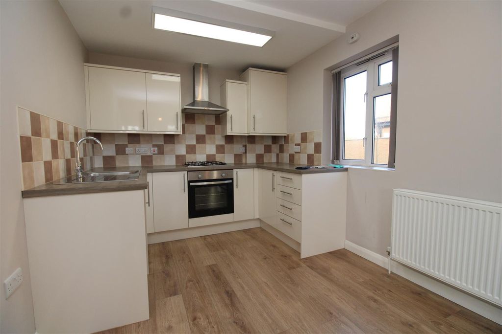 Property photo 3 of 6 Img_2577.Jpg