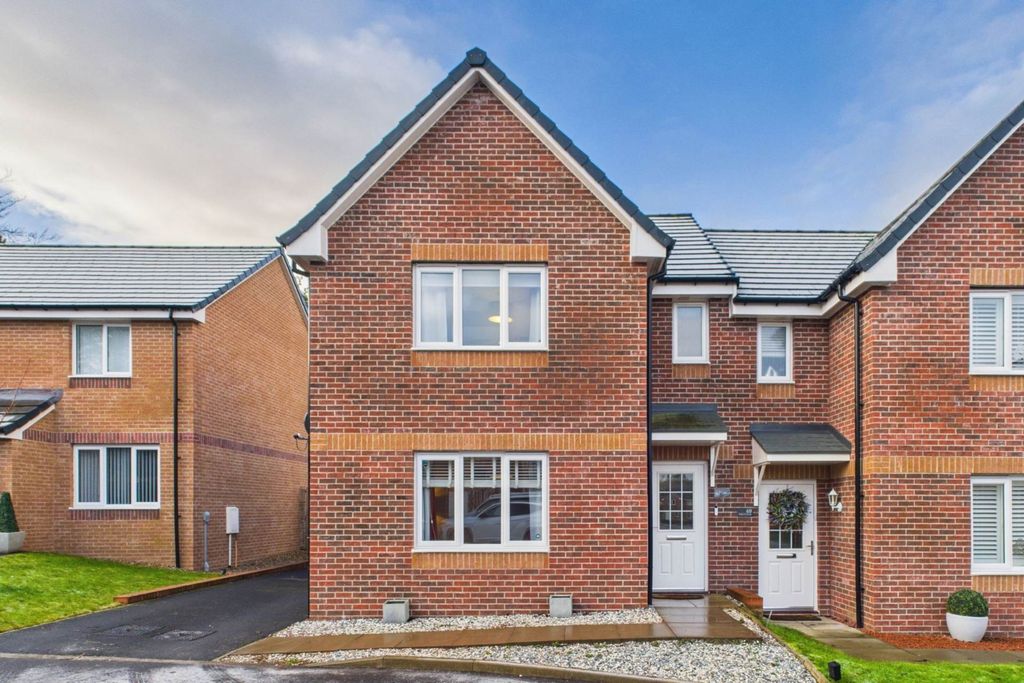 Property photo 1 of 25