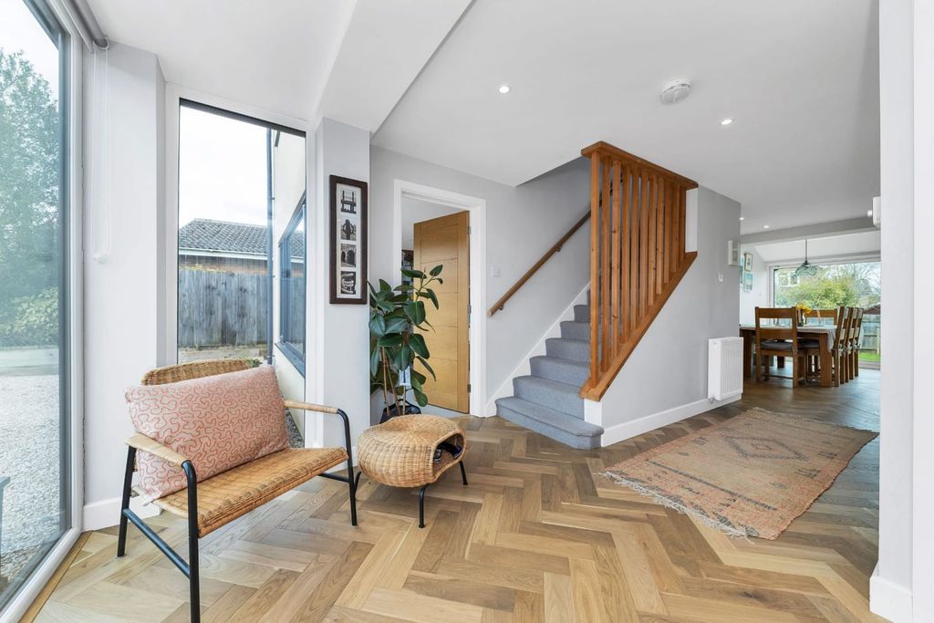 Property photo 2 of 22