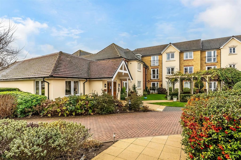 Property photo 1 of 12 3-Emmeline-Lodge-16.Jpg